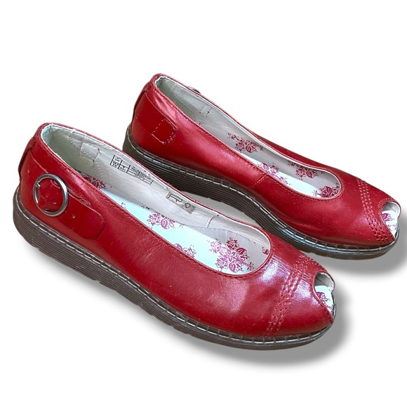 DR. MARTENS Pansy Genuine Leather Rare Vintage Open Toe Red Mary Jane Flats Sz 8 - Picture 5 of 10